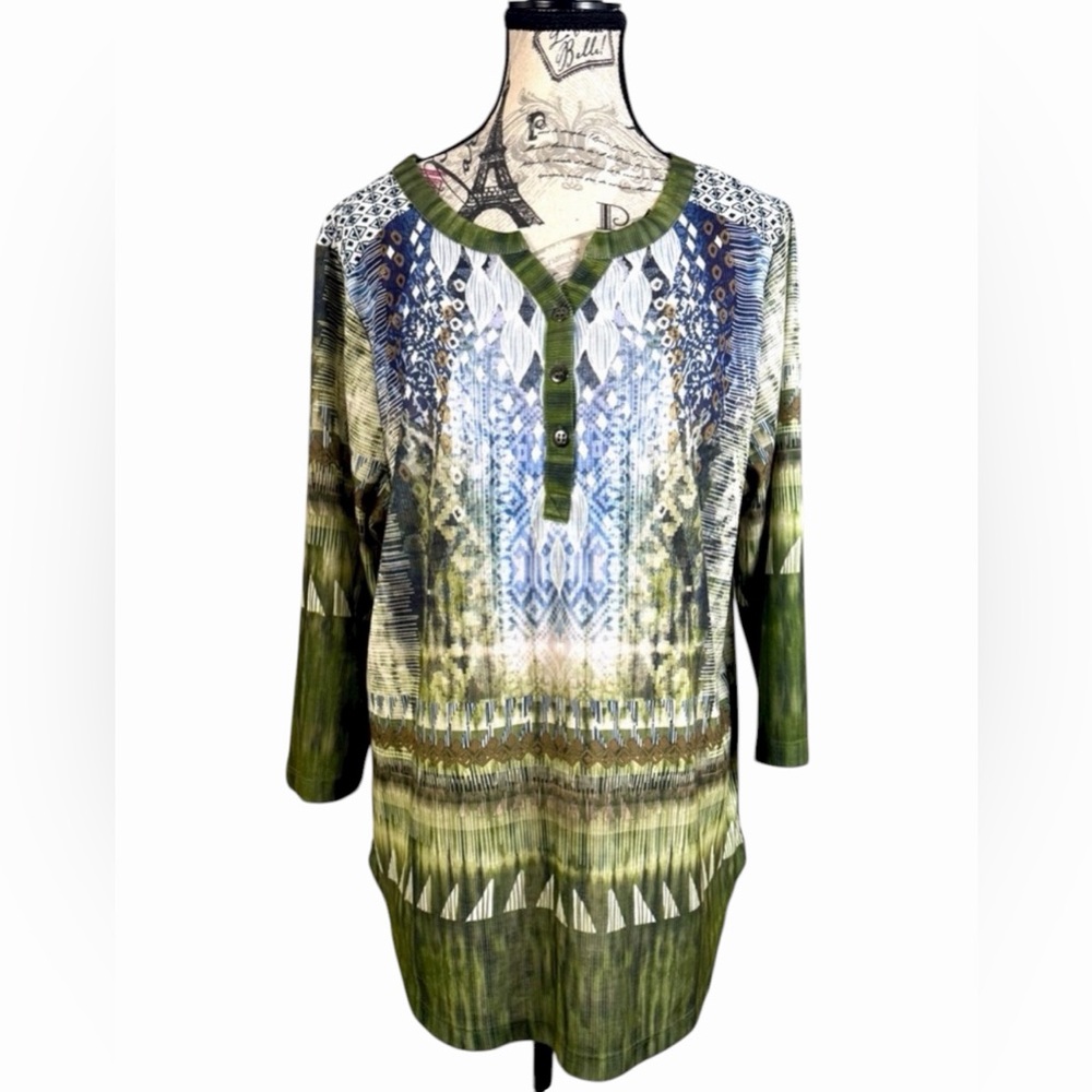 CJ Banks Chic Multicolor lightweight Patterned Tunic Button Neckline Size X